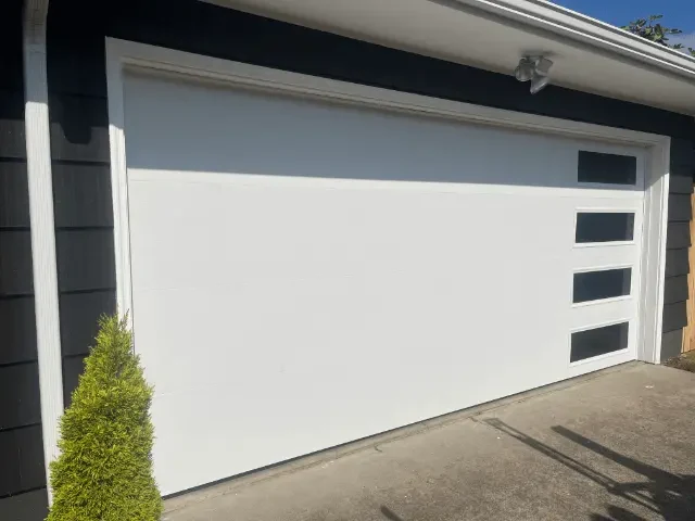 Local garage door repair team serving Garland Rowlett Sachse Richardson and Plano TX